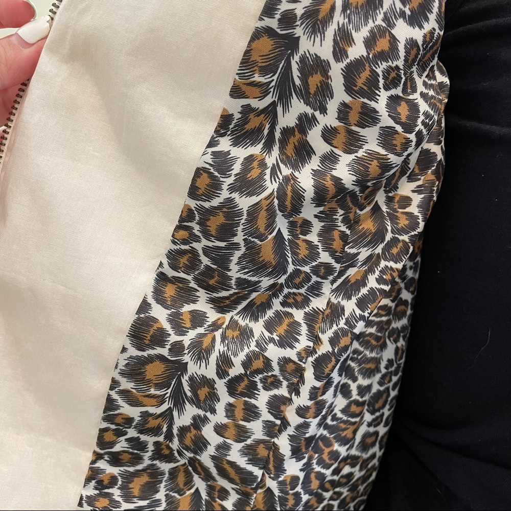 SOLD❤️ Express Size 8 Beige Puffer Fur Coat - Picture 13 of 13